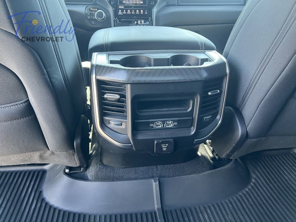 2025 RAM 1500 Big Horn Crew Cab 4x4 5'7" Box