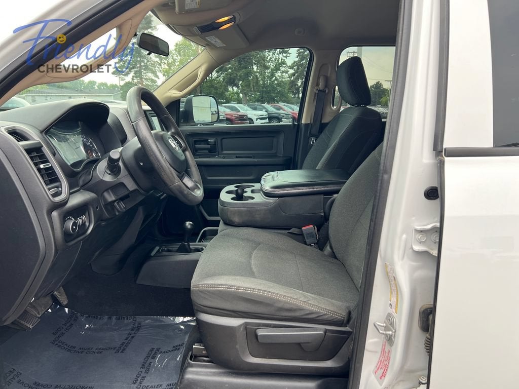 2020 RAM 2500 Tradesman Crew Cab 4X4 6'4" Box
