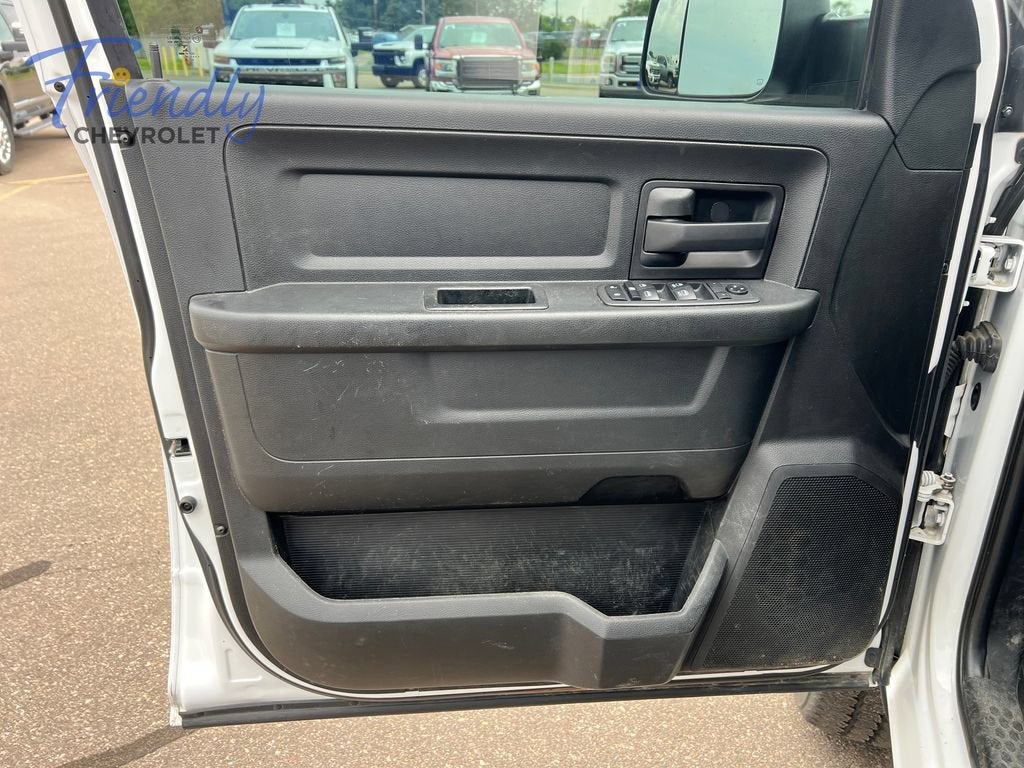 2020 RAM 2500 Tradesman Crew Cab 4X4 6'4" Box