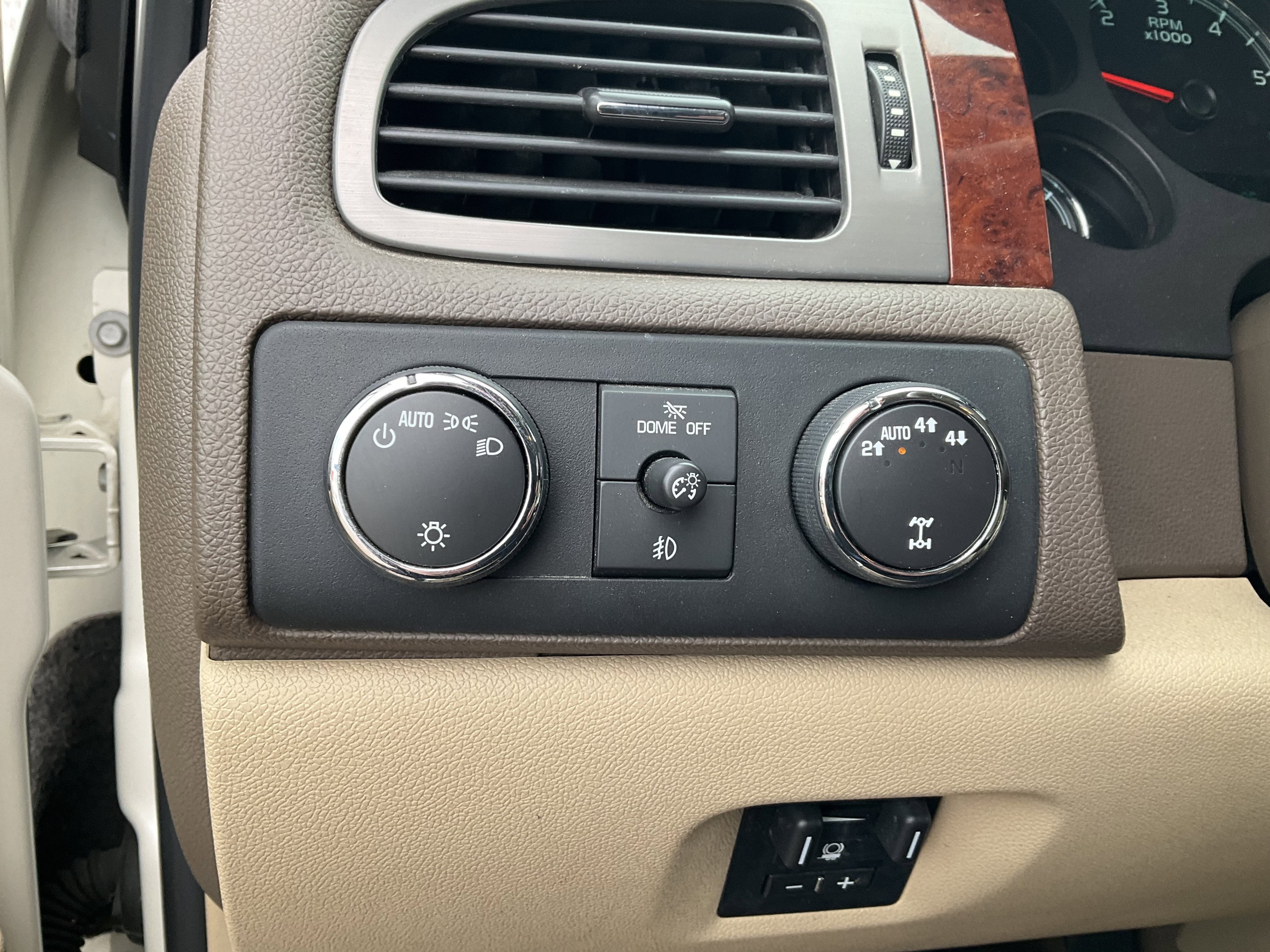 2013 Chevrolet Silverado 1500 LTZ