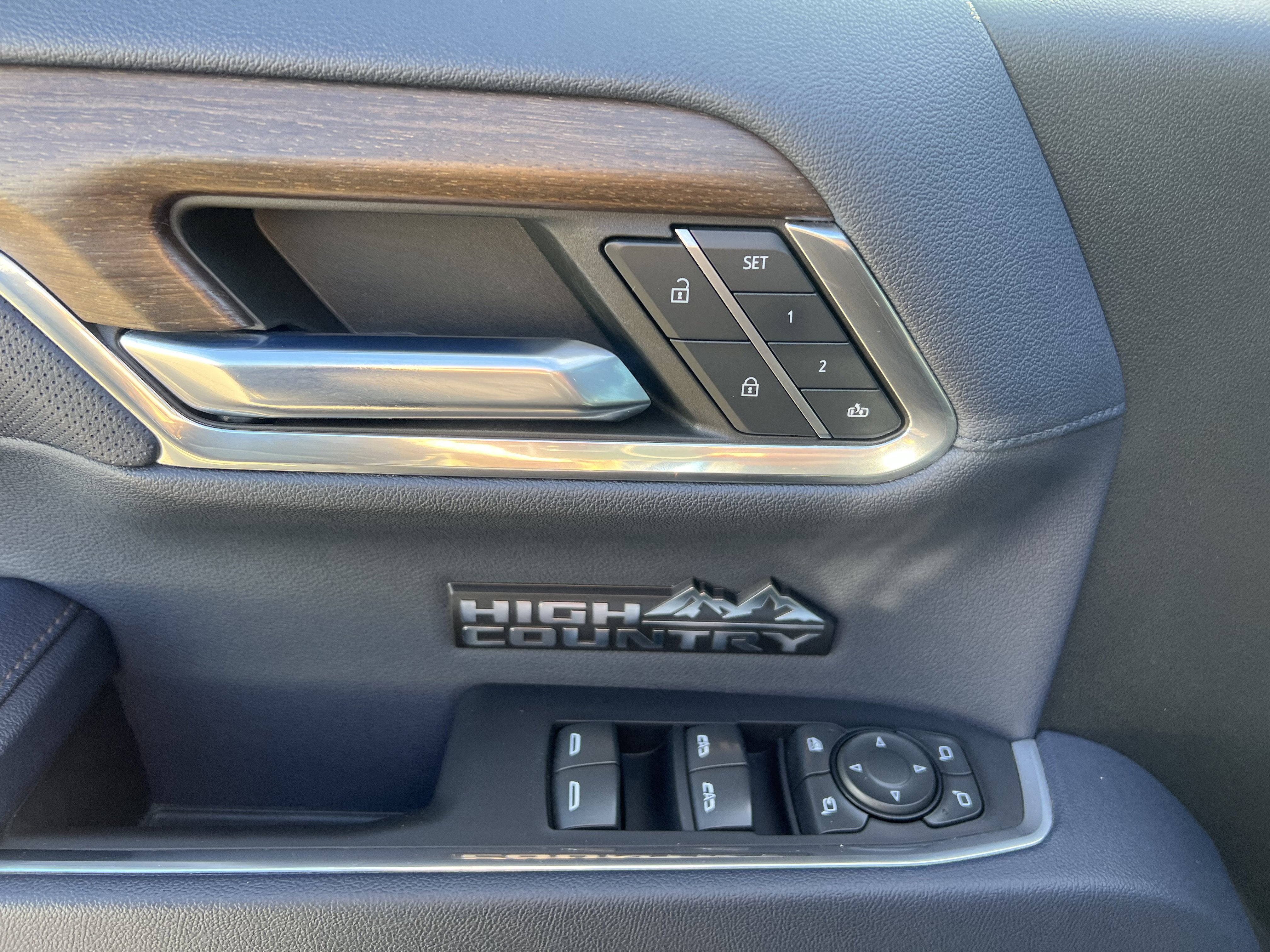 2022 Chevrolet Silverado 1500 High Country