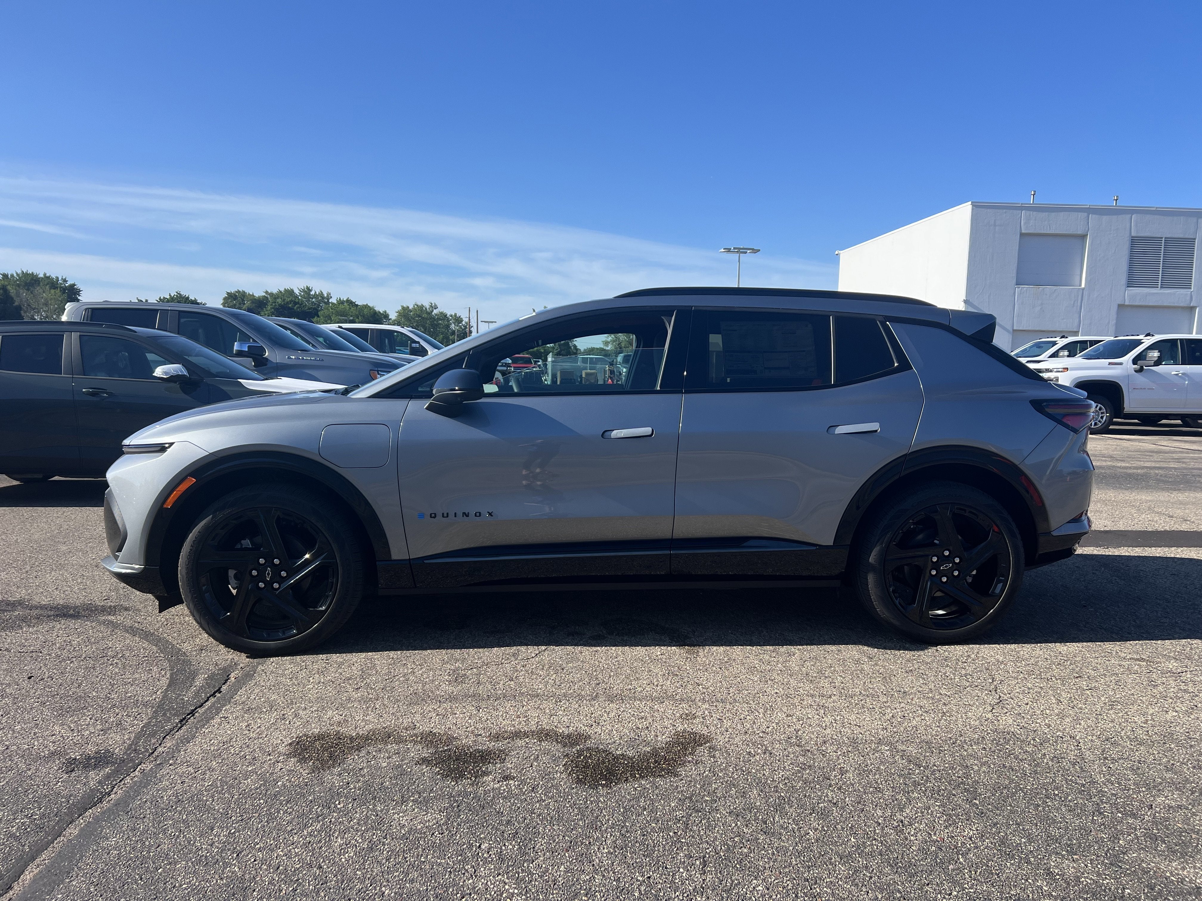 2025 Chevrolet Equinox EV RS
