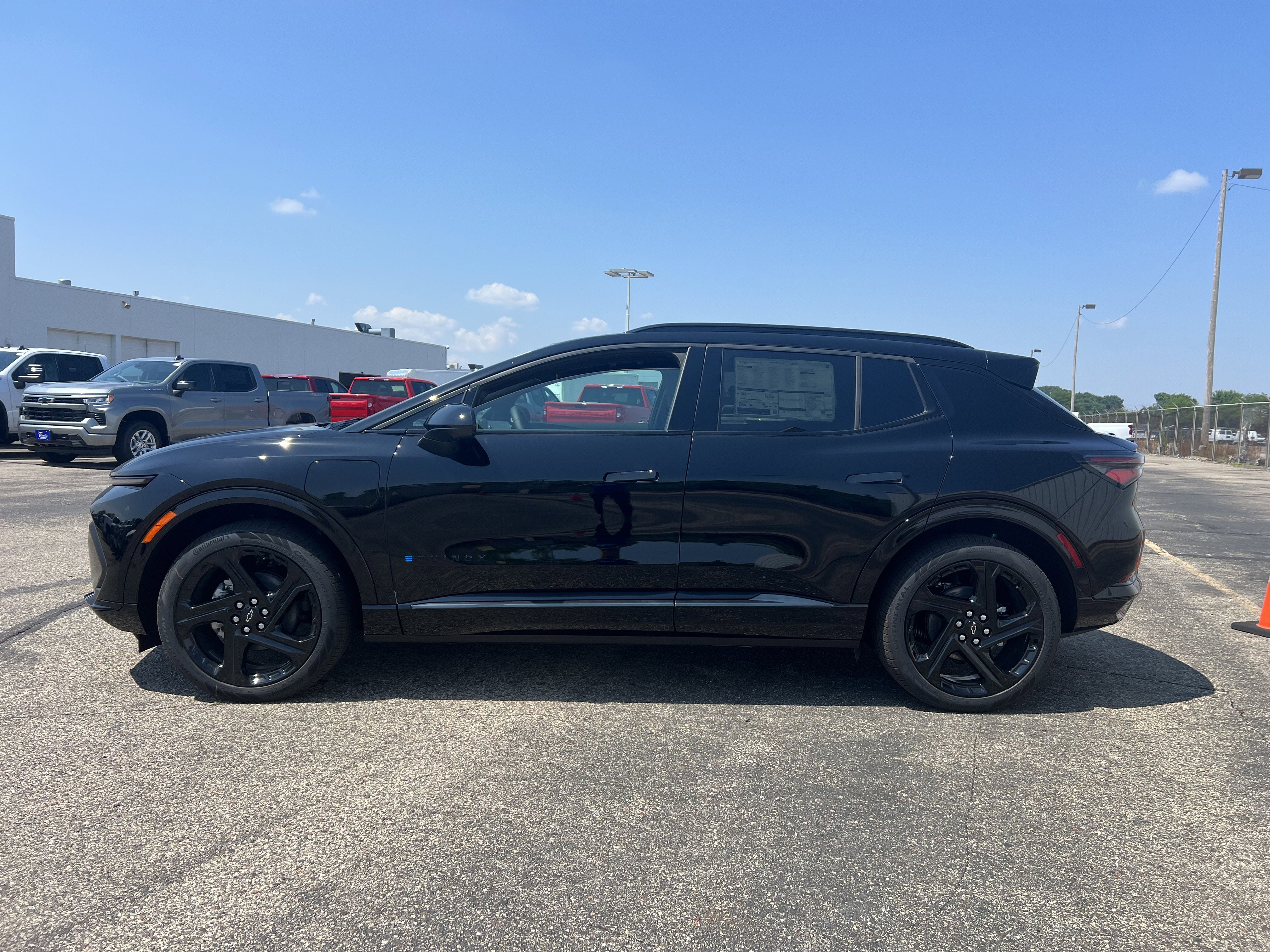 2025 Chevrolet Equinox EV RS