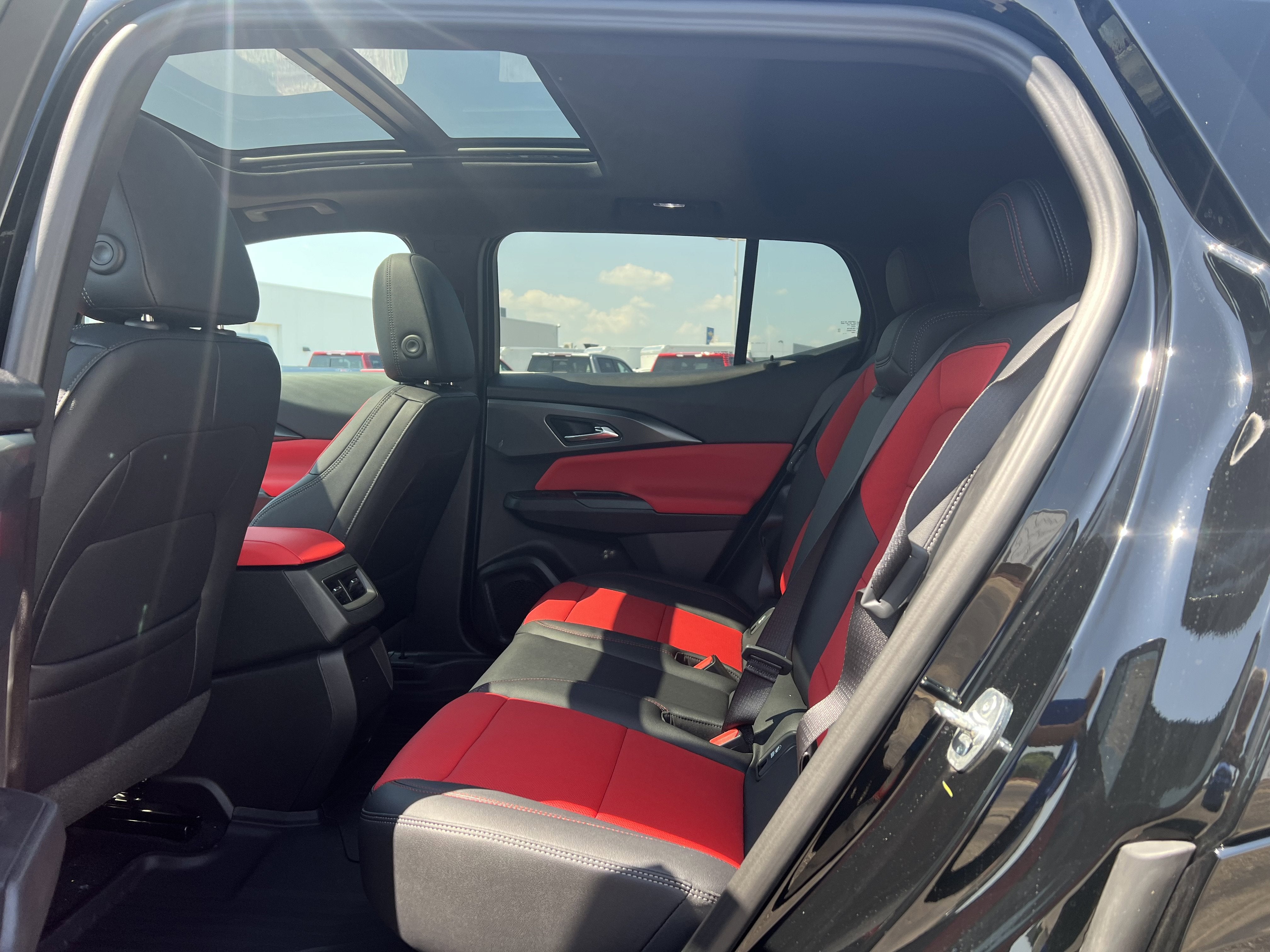 2025 Chevrolet Equinox EV RS