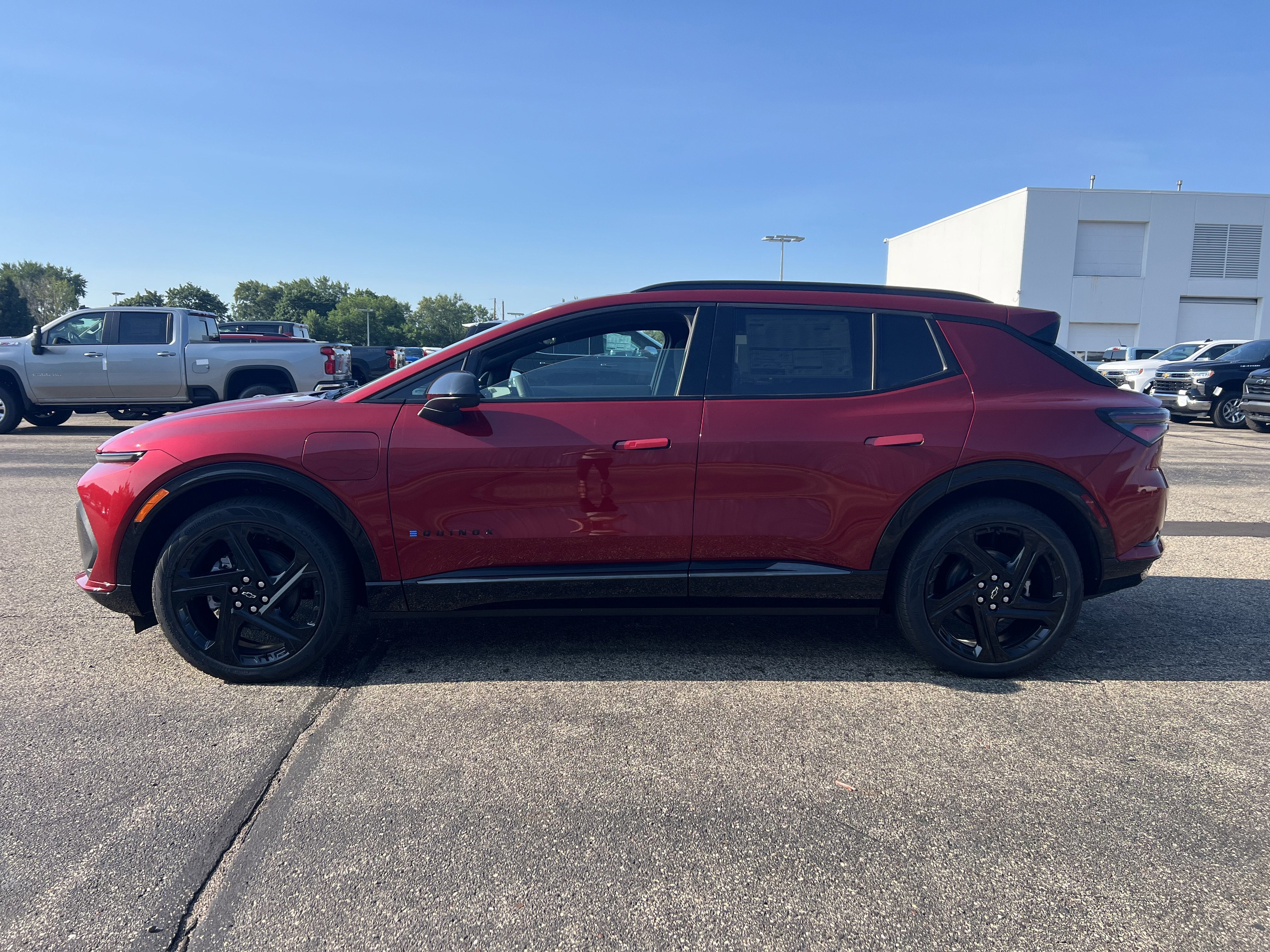 2025 Chevrolet Equinox EV RS