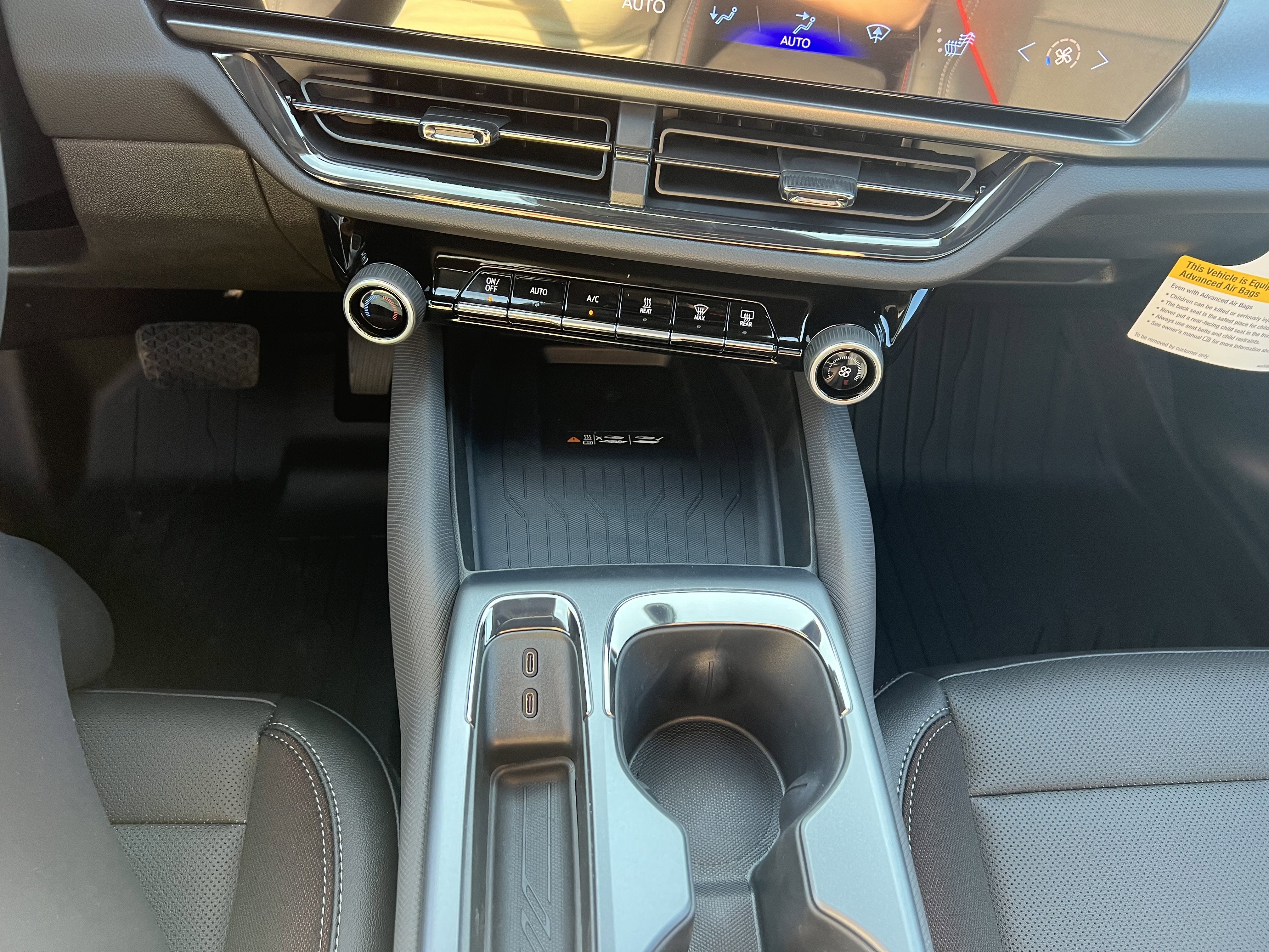 2025 Chevrolet Equinox EV RS