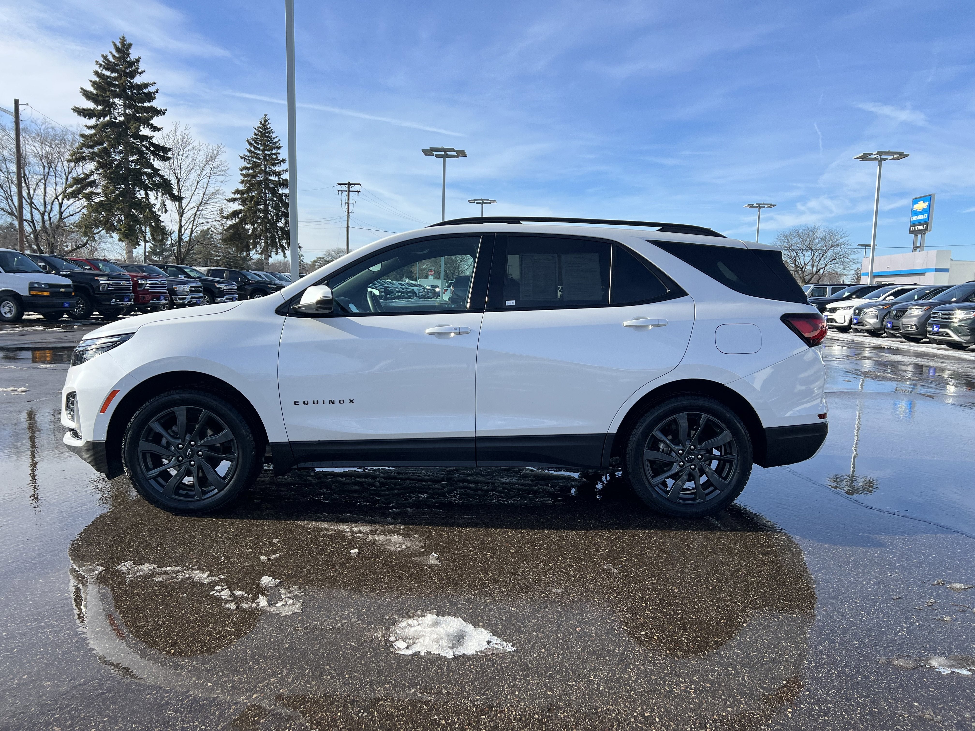 2023 Chevrolet Equinox RS