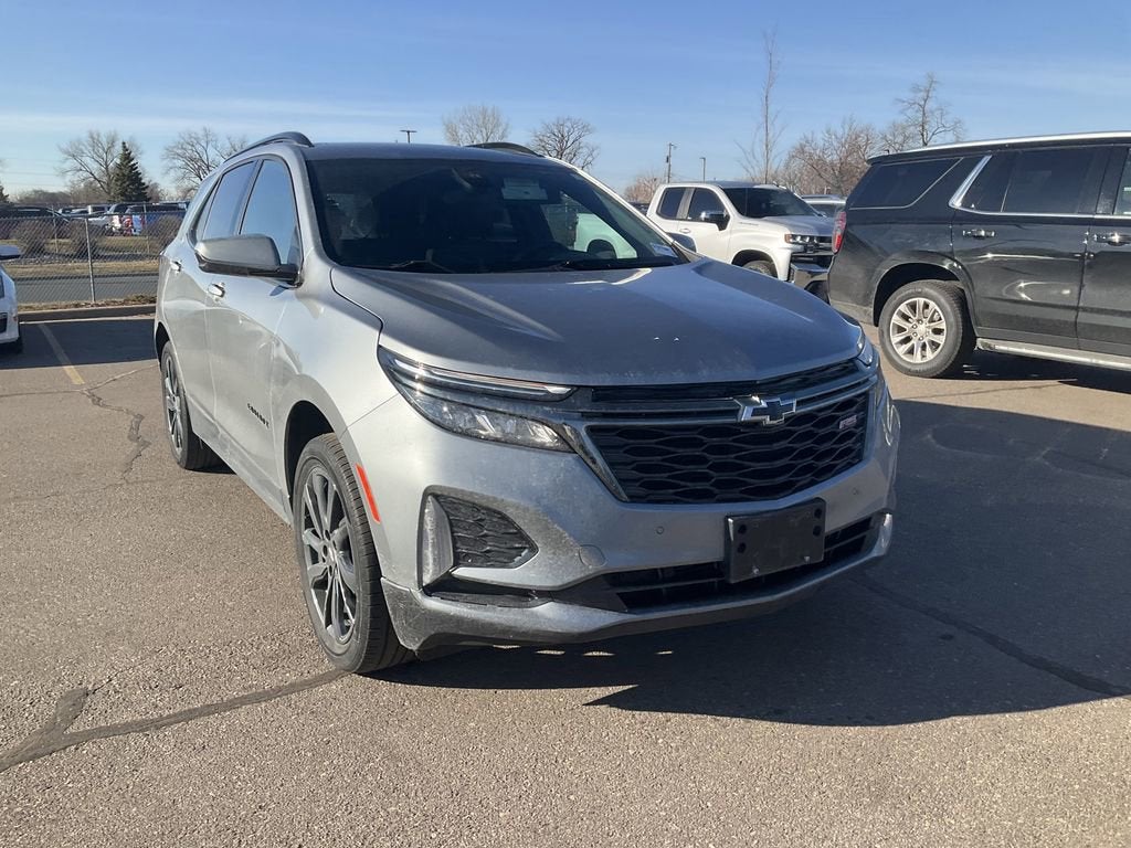 Used 2023 Chevrolet Equinox RS with VIN 3GNAXWEG8PS137738 for sale in Fridley, Minnesota