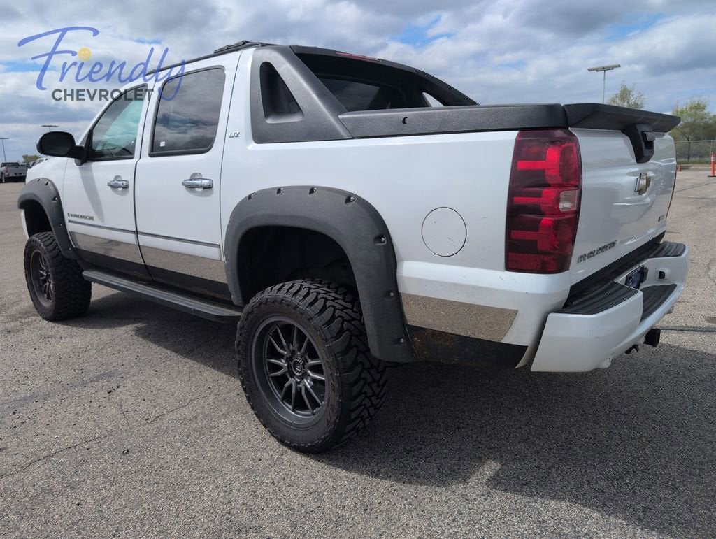 Used 2009 Chevrolet Avalanche LTZ with VIN 3GNFK32309G101097 for sale in Fridley, Minnesota