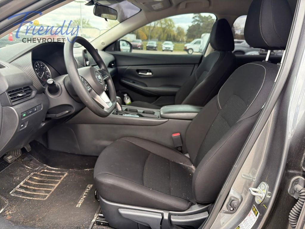 2022 Nissan Sentra S Xtronic CVT