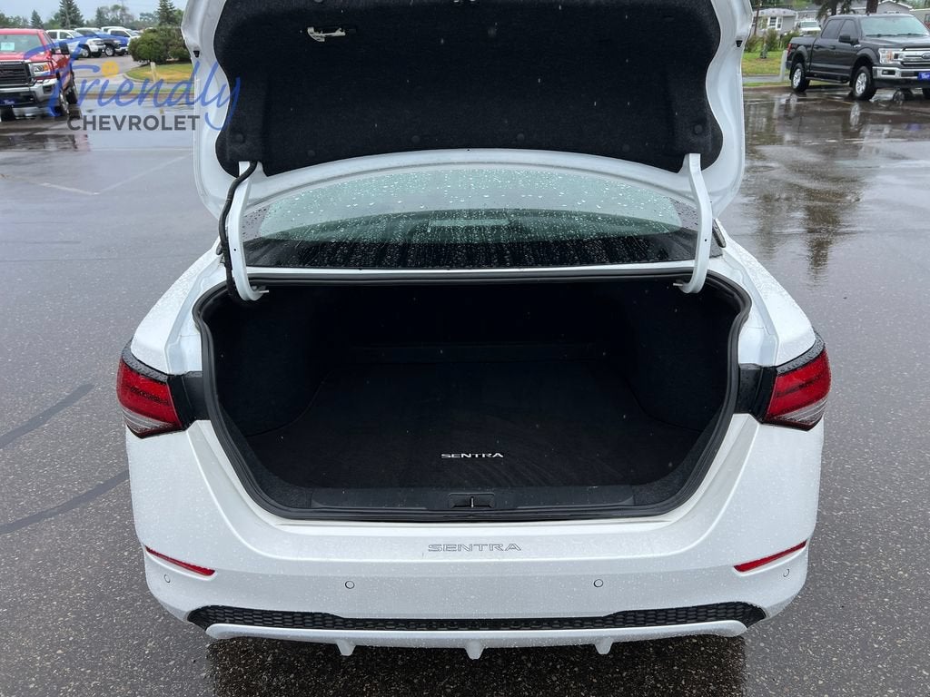 2022 Nissan Sentra SV Xtronic CVT