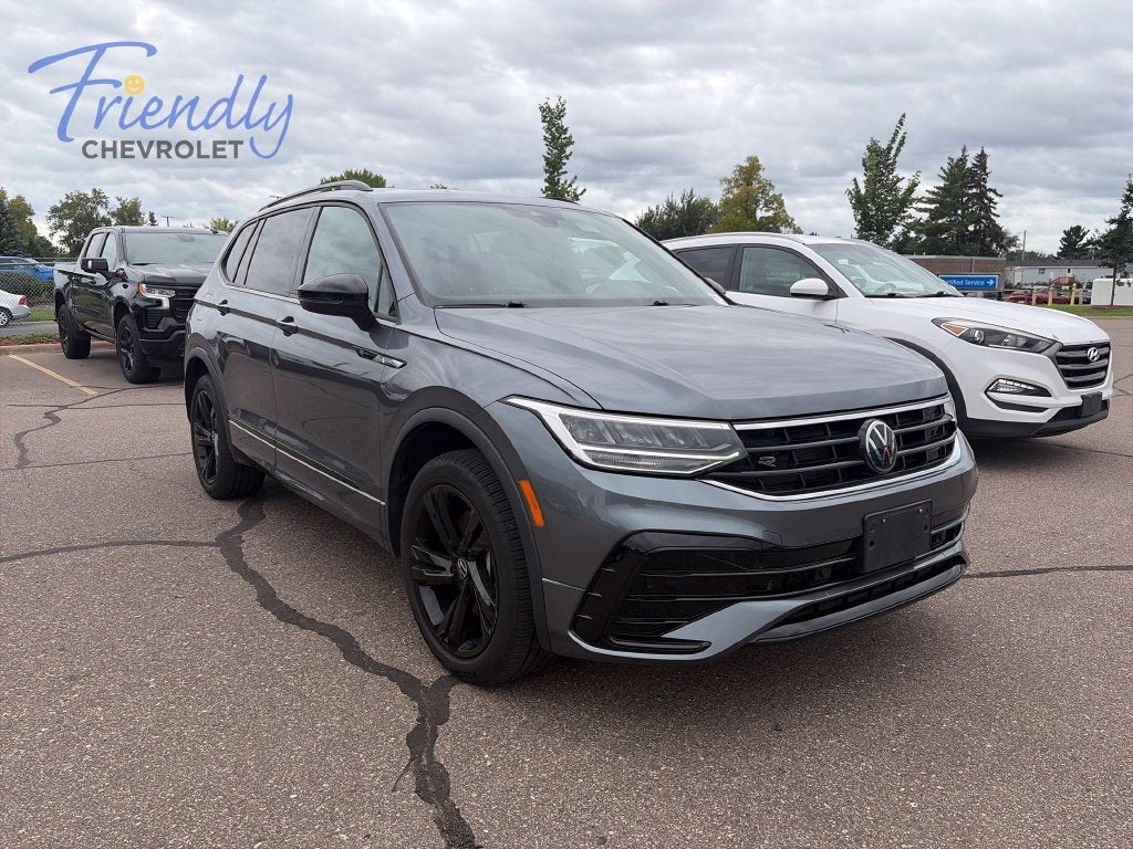 2024 Volkswagen Tiguan 2.0T SE R-Line Black