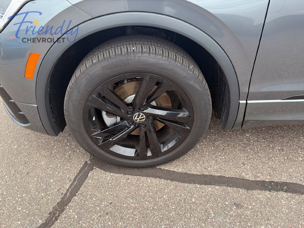 2024 Volkswagen Tiguan 2.0T SE R-Line Black