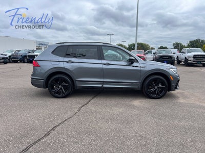2024 Volkswagen Tiguan 2.0T SE R-Line Black
