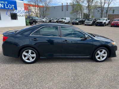 2014 Toyota Camry SE