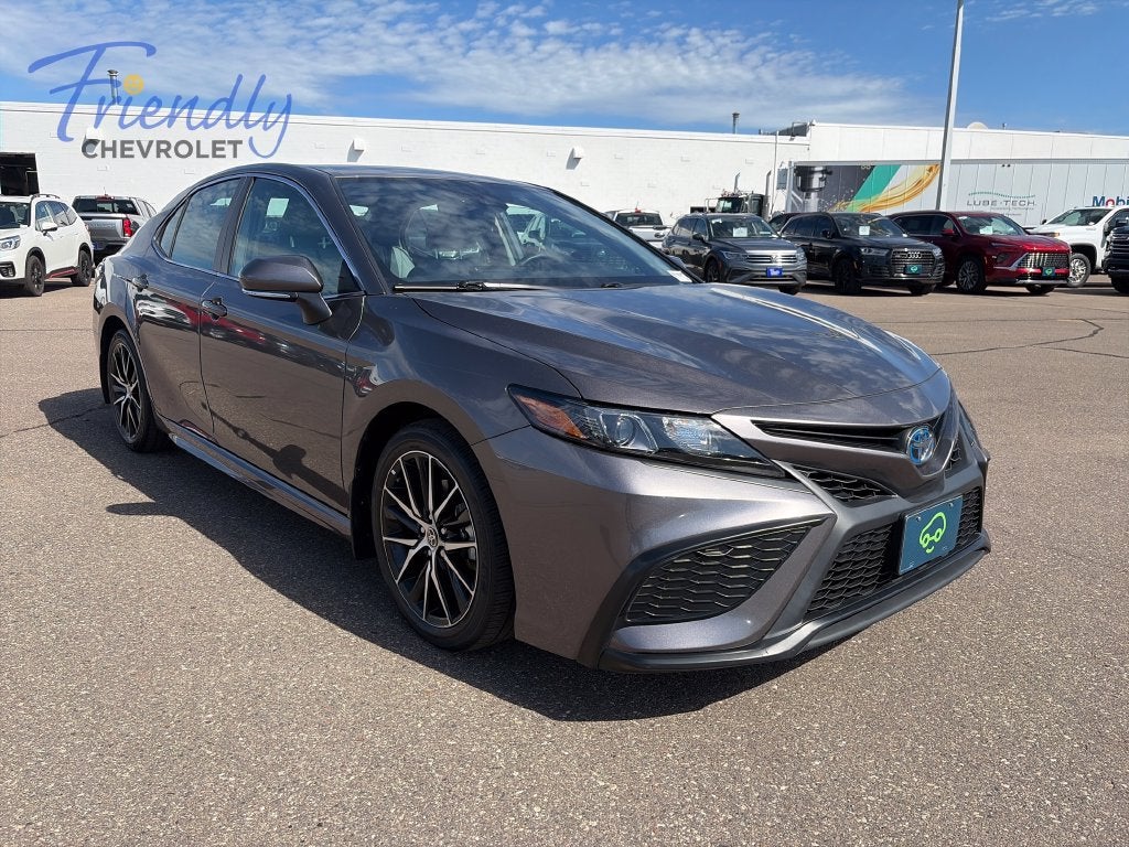 2024 Toyota Camry Hybrid SE