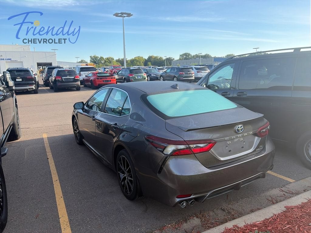 2024 Toyota Camry Hybrid SE
