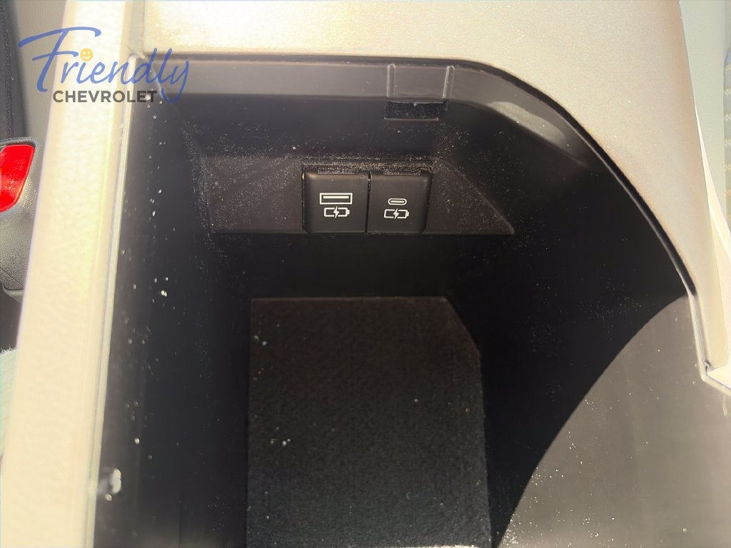 2024 Toyota Camry Hybrid SE