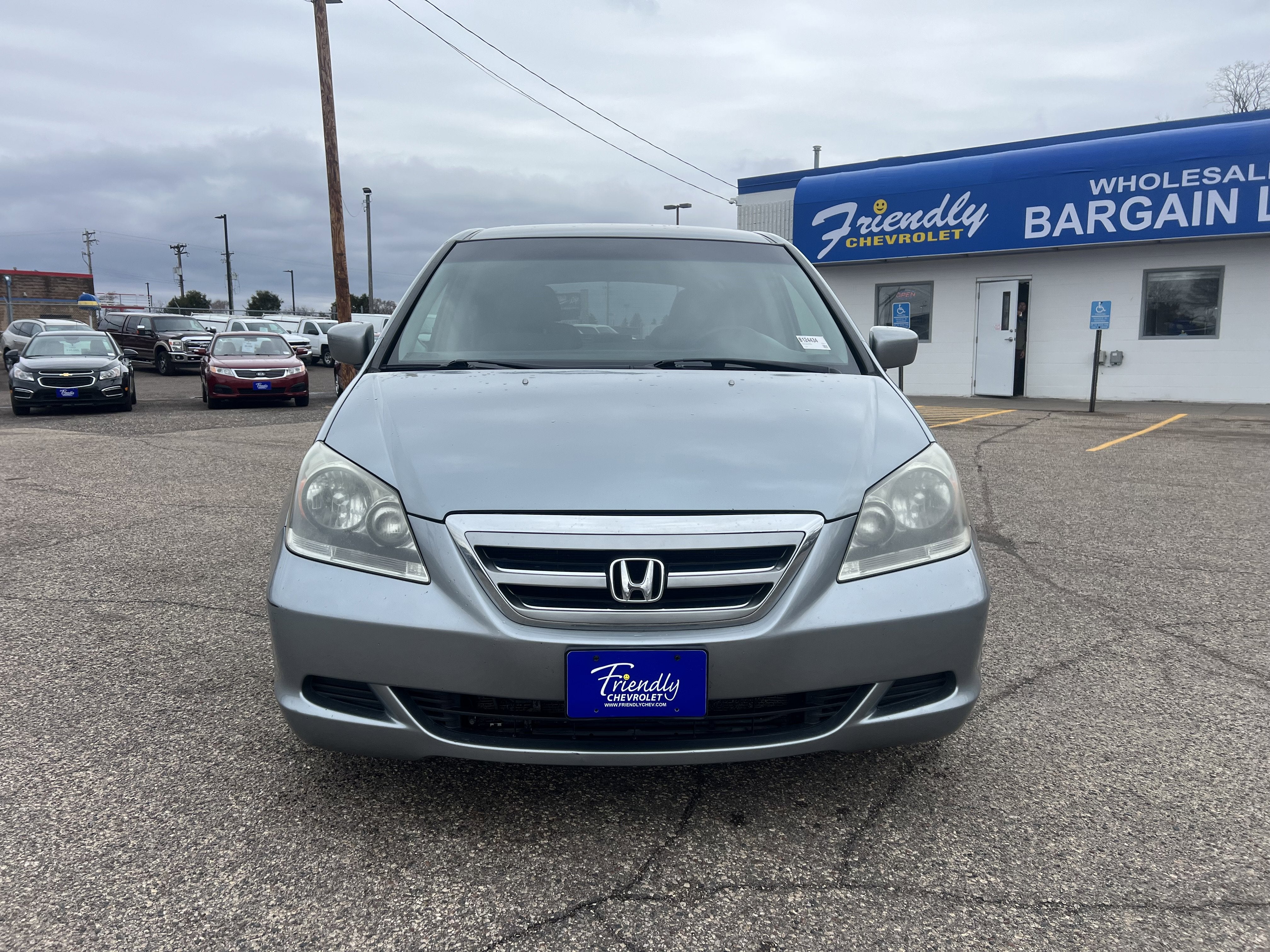 Used 2006 Honda Odyssey EX with VIN 5FNRL38426B124434 for sale in Fridley, Minnesota