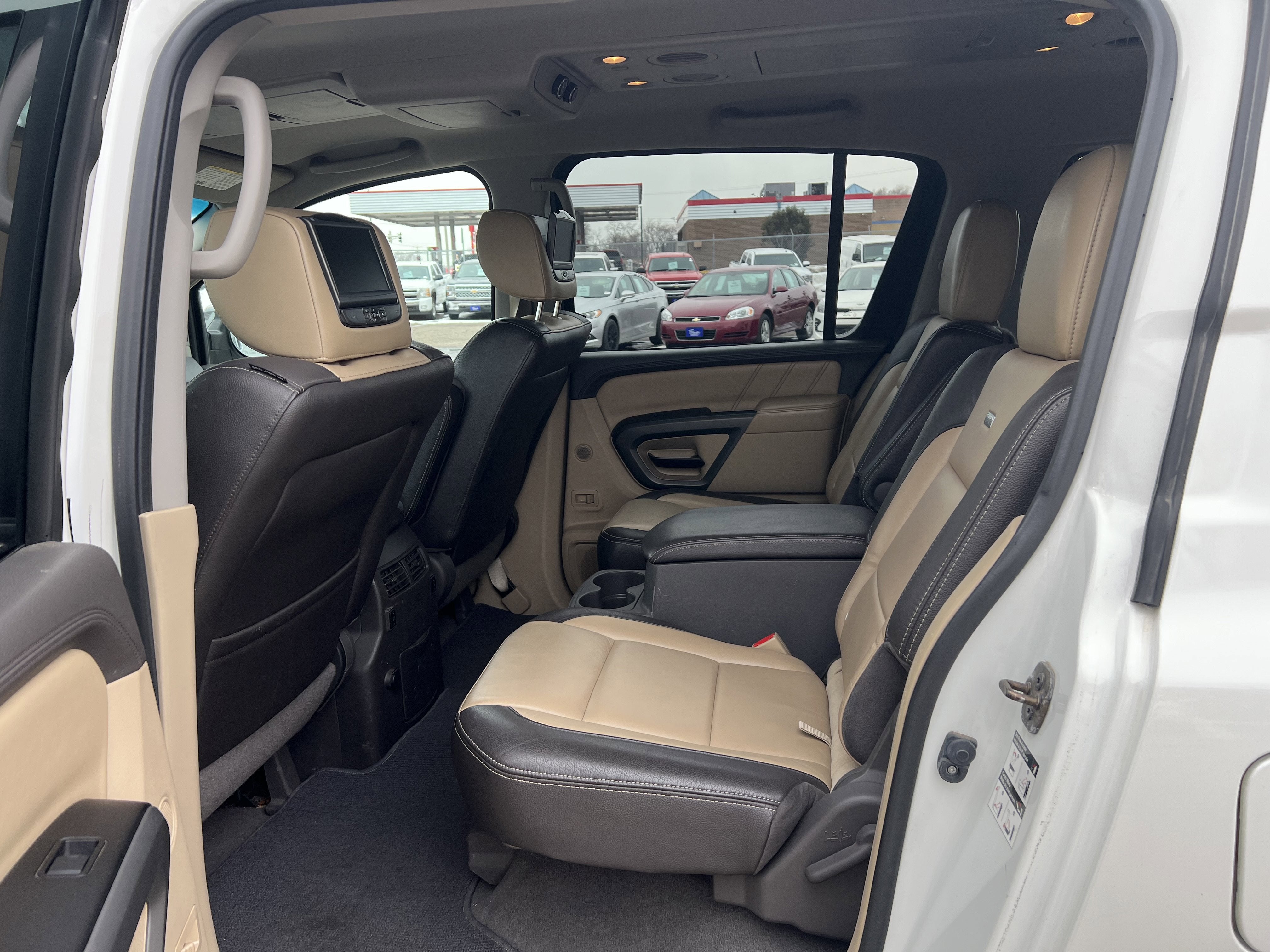 2015 Nissan Armada Platinum