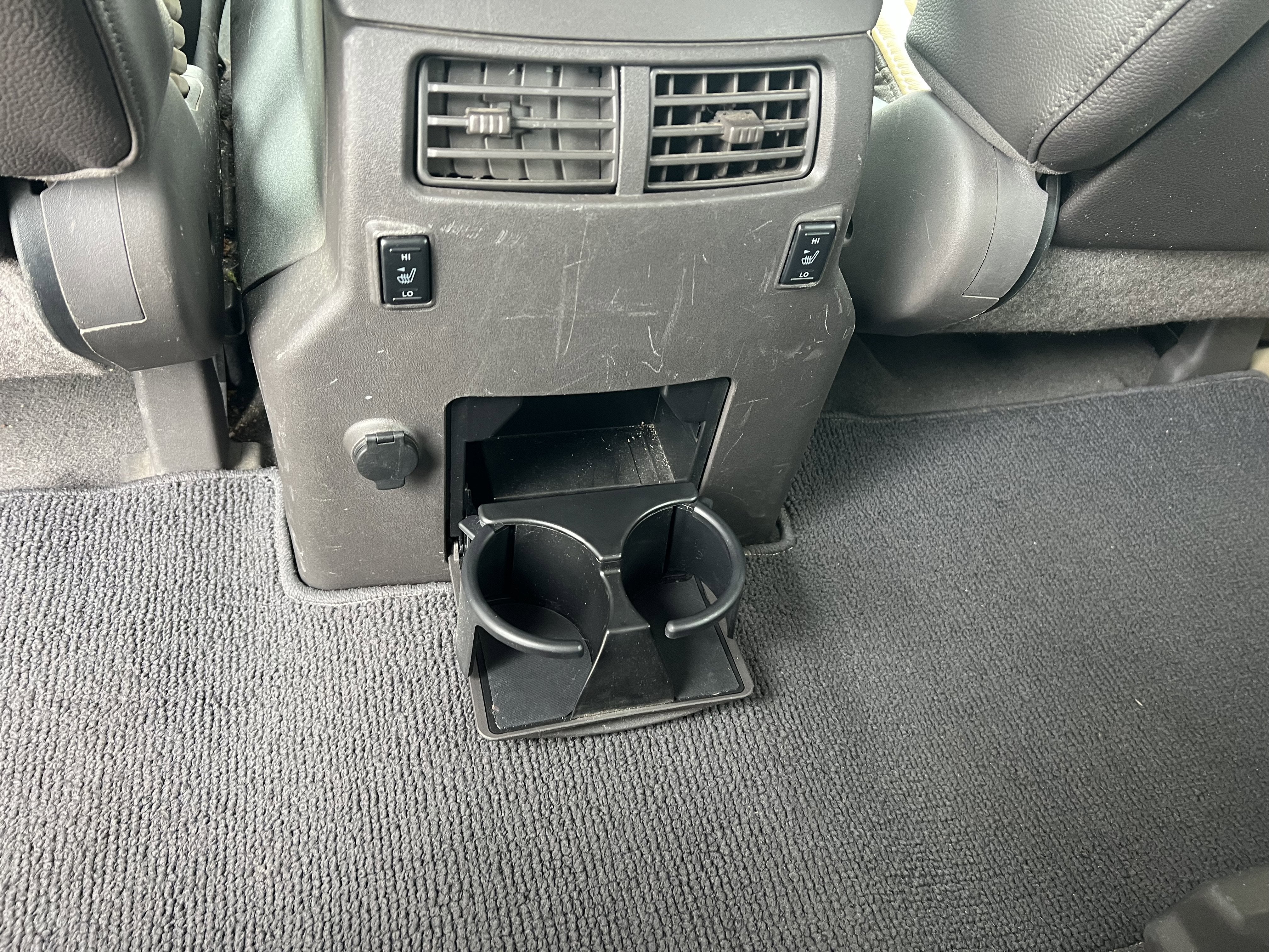 2015 Nissan Armada Platinum