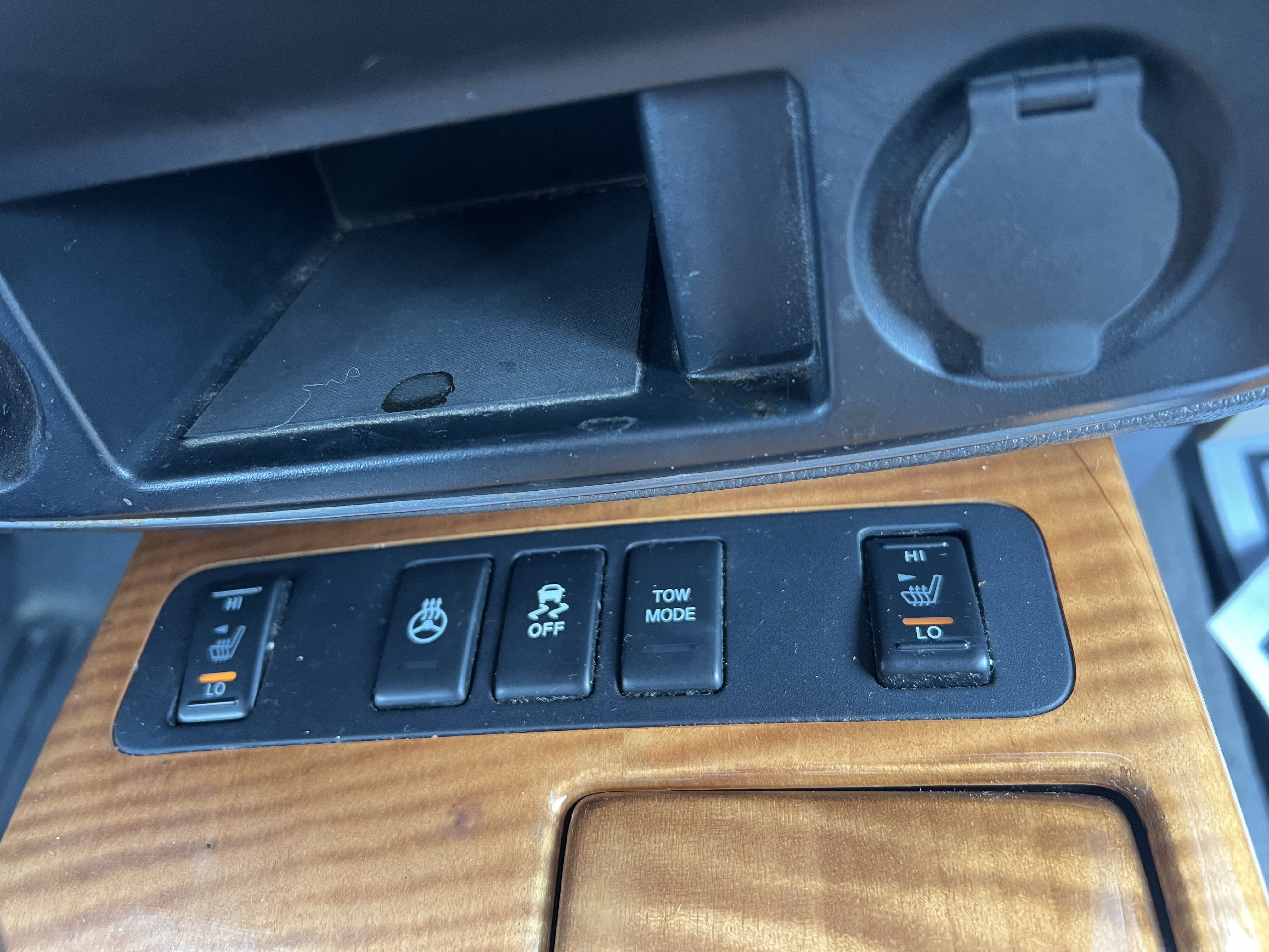 2015 Nissan Armada Platinum