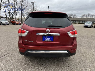 2016 Nissan Pathfinder S