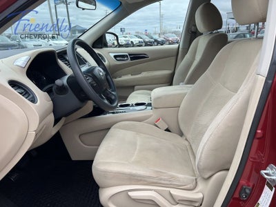 2016 Nissan Pathfinder S