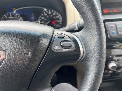 2016 Nissan Pathfinder S