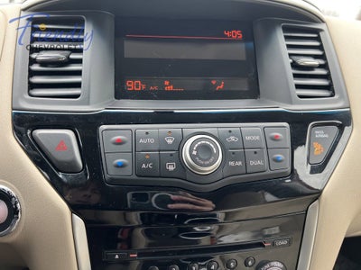 2016 Nissan Pathfinder S