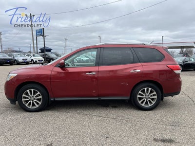 2016 Nissan Pathfinder S