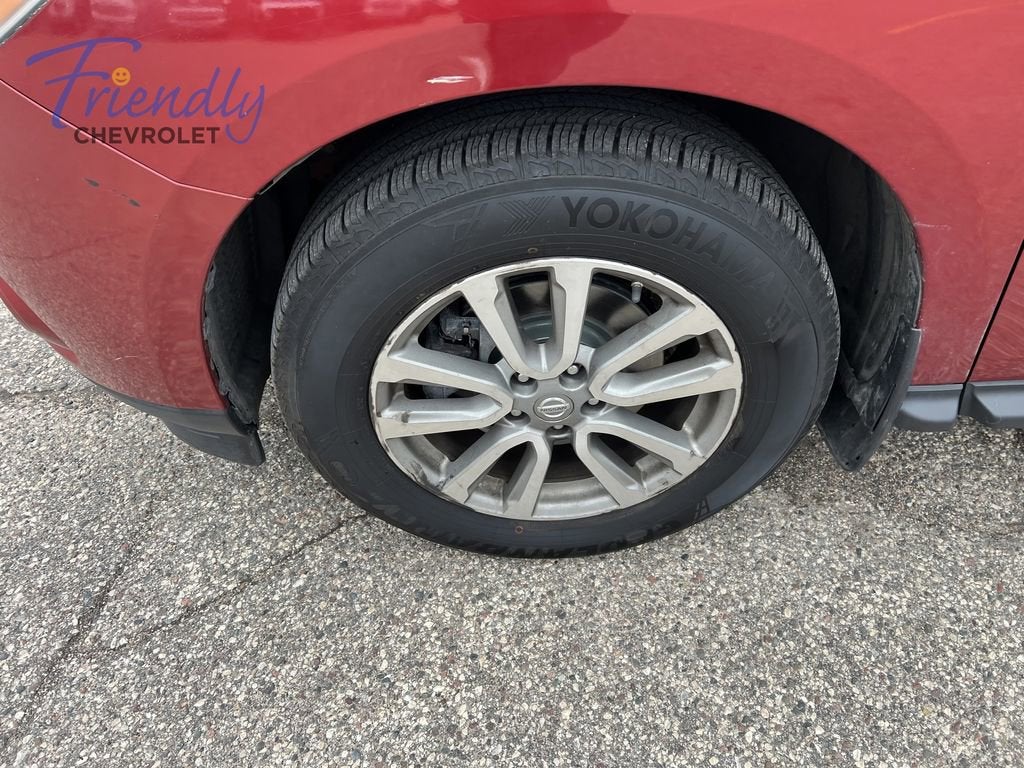 2016 Nissan Pathfinder S