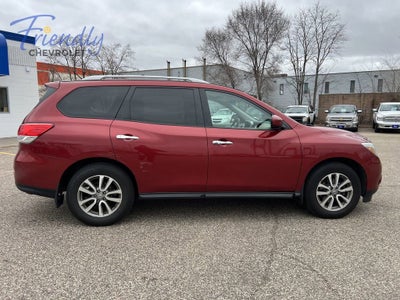 2016 Nissan Pathfinder S
