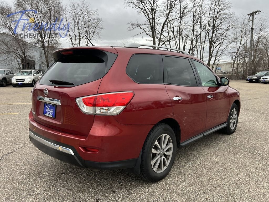 2016 Nissan Pathfinder S