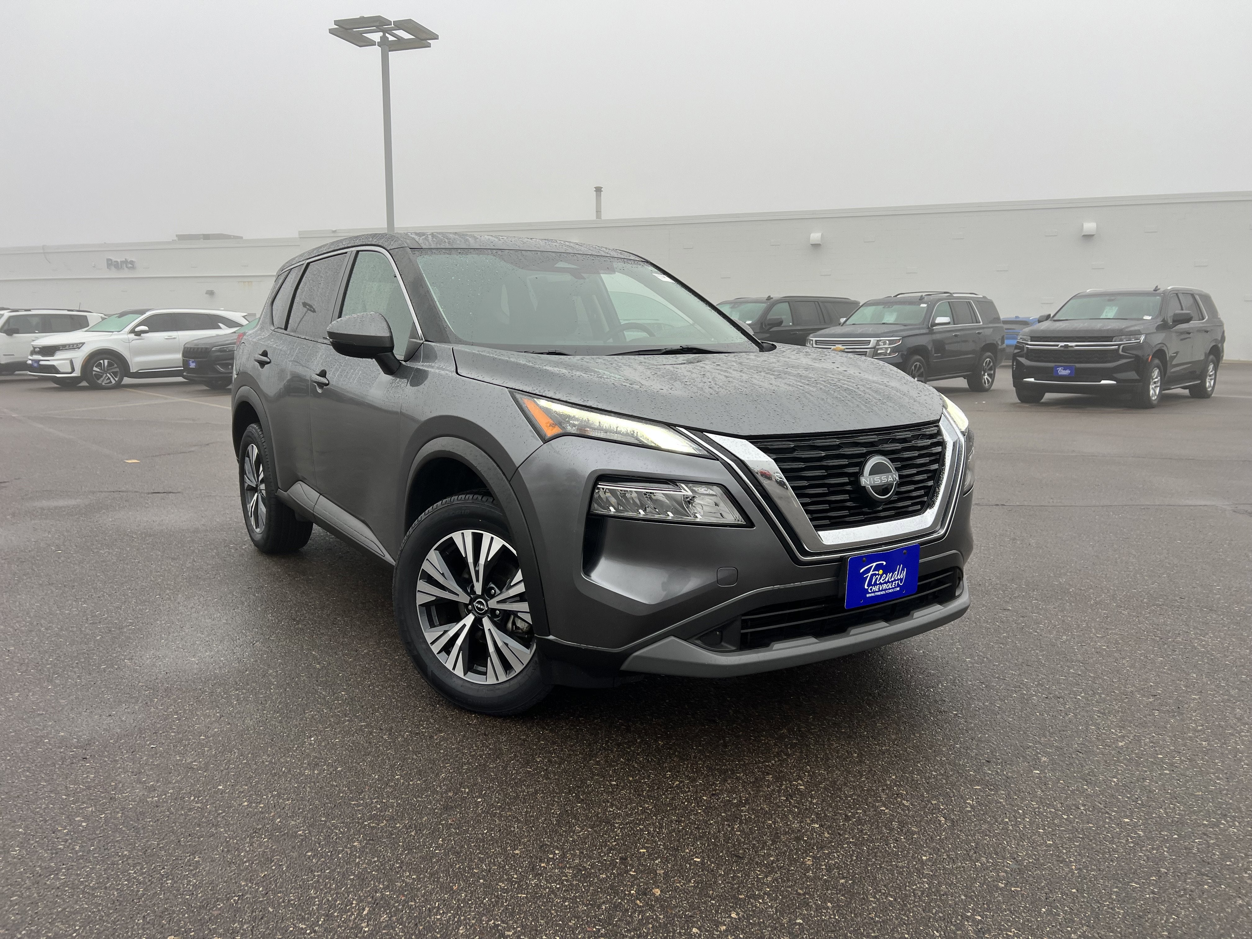 2022 Nissan Rogue SV