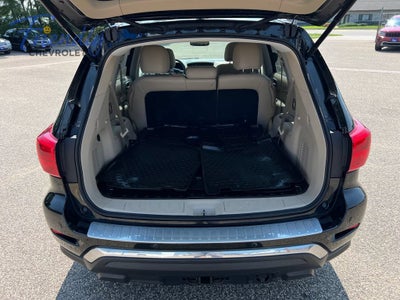 2017 Nissan Pathfinder SL