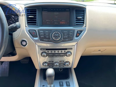 2017 Nissan Pathfinder SL