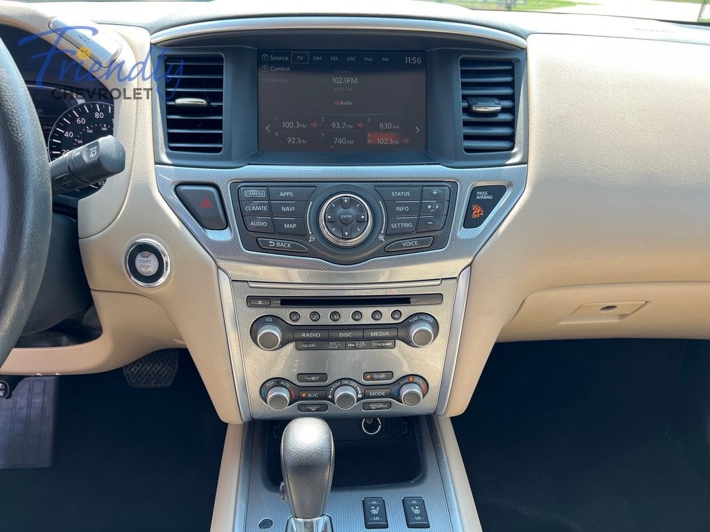 2017 Nissan Pathfinder SL