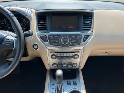 2017 Nissan Pathfinder SL