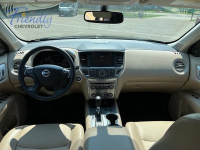 2017 Nissan Pathfinder SL