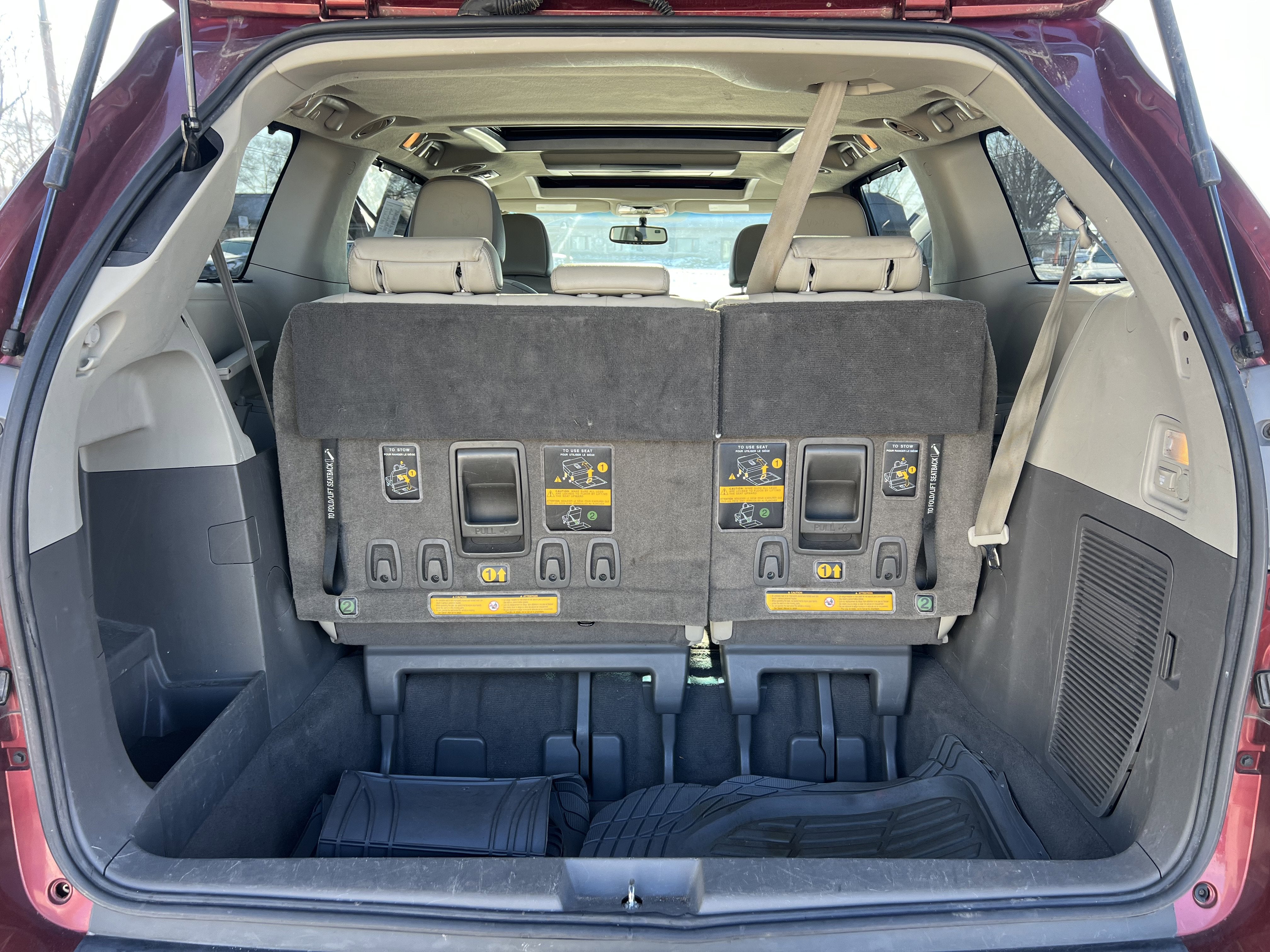2011 Toyota Sienna XLE