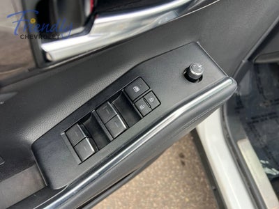 2022 Toyota Highlander Hybrid Platinum