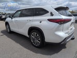 2022 Toyota Highlander Hybrid Platinum