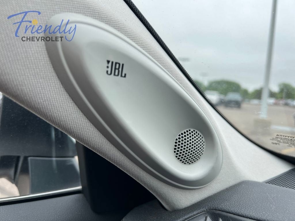 2022 Toyota Highlander Hybrid Platinum