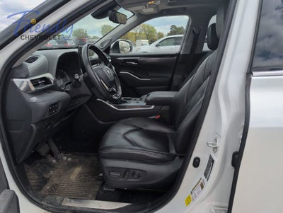 2022 Toyota Highlander Hybrid Platinum