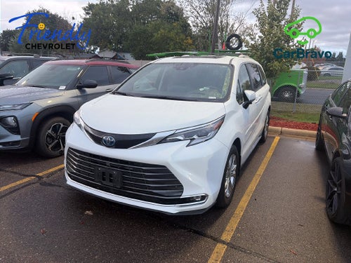 2023 Toyota Sienna Platinum