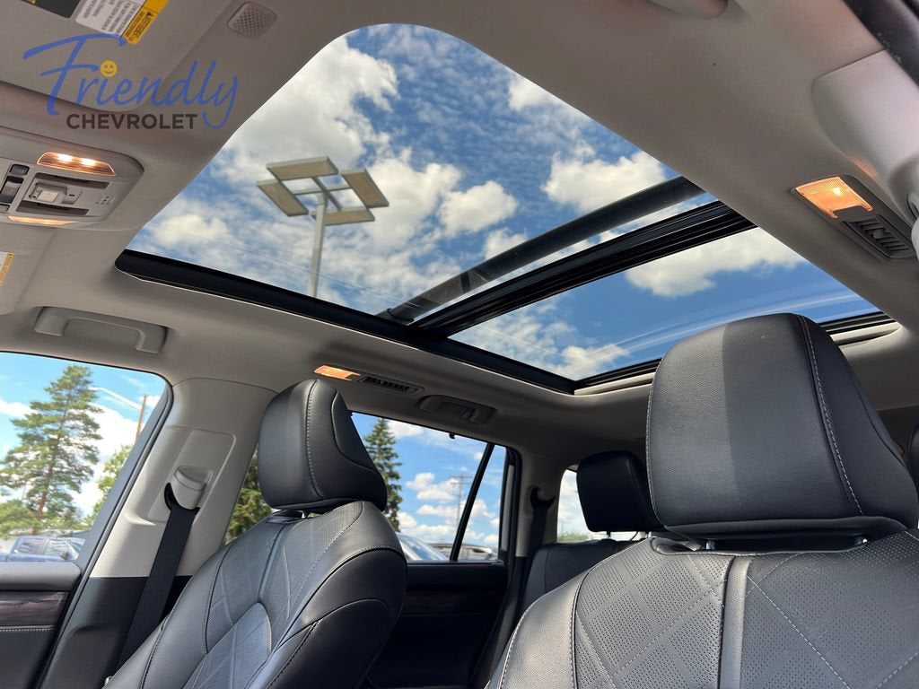 2022 Toyota Highlander Platinum