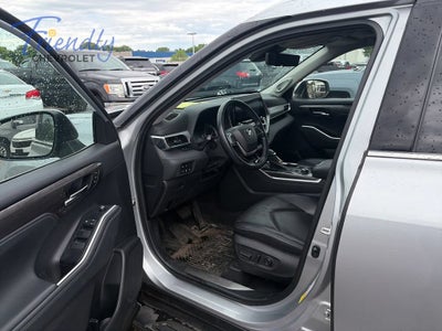 2022 Toyota Highlander Platinum