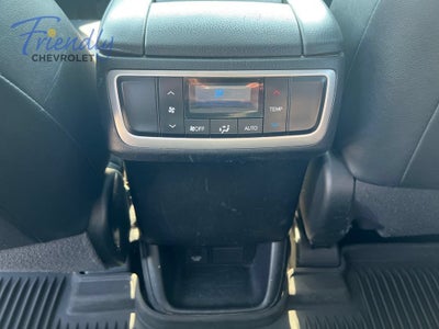 2017 Toyota Highlander SE