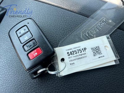 2017 Toyota Highlander SE